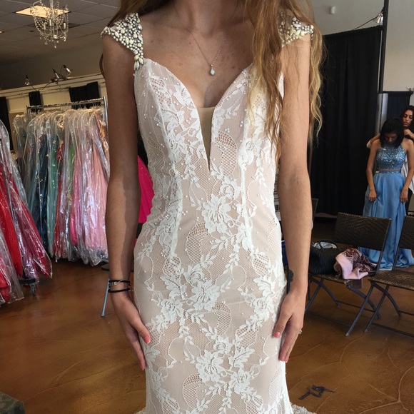 Sherri Hill Dress - Picture 3 of 6